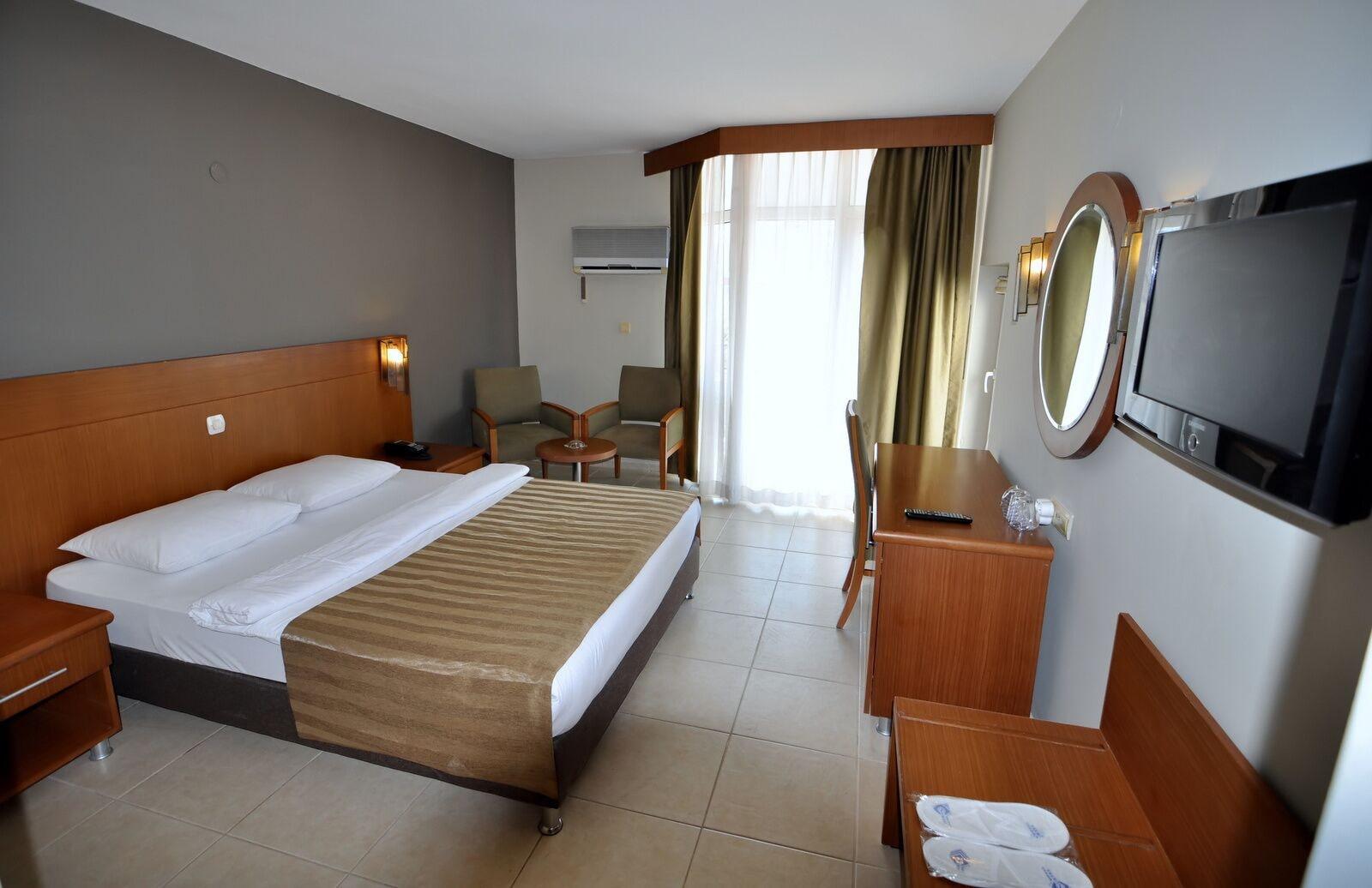 Surtel Hotel Kusadası Esterno foto