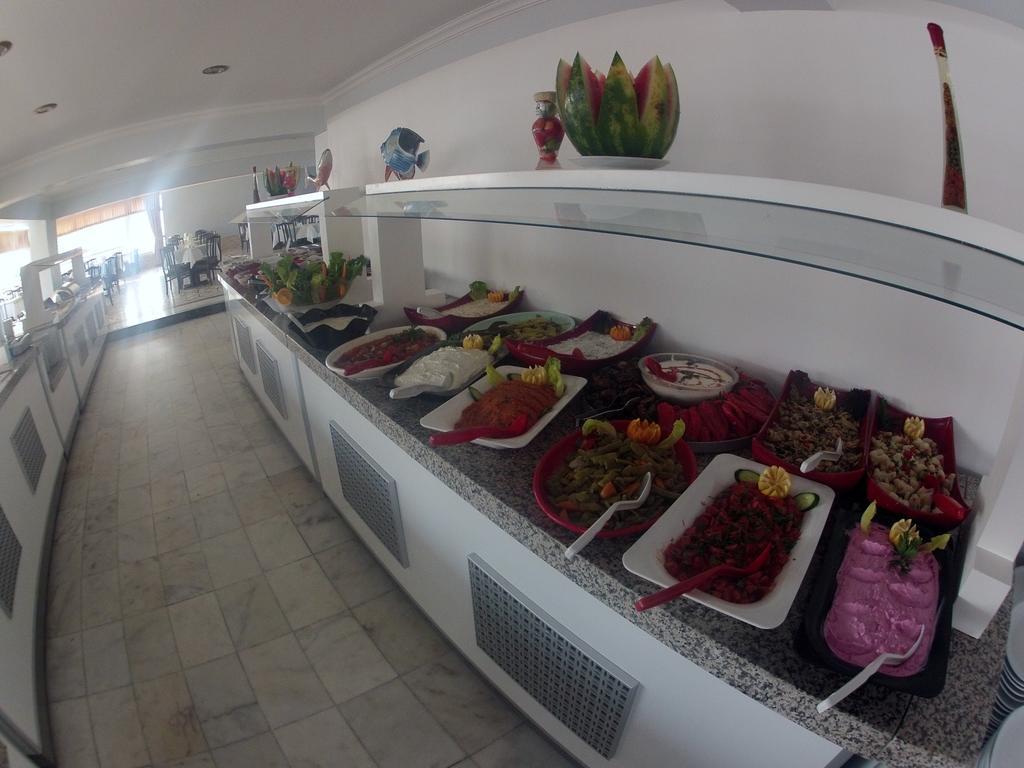 Surtel Hotel Kusadası Esterno foto