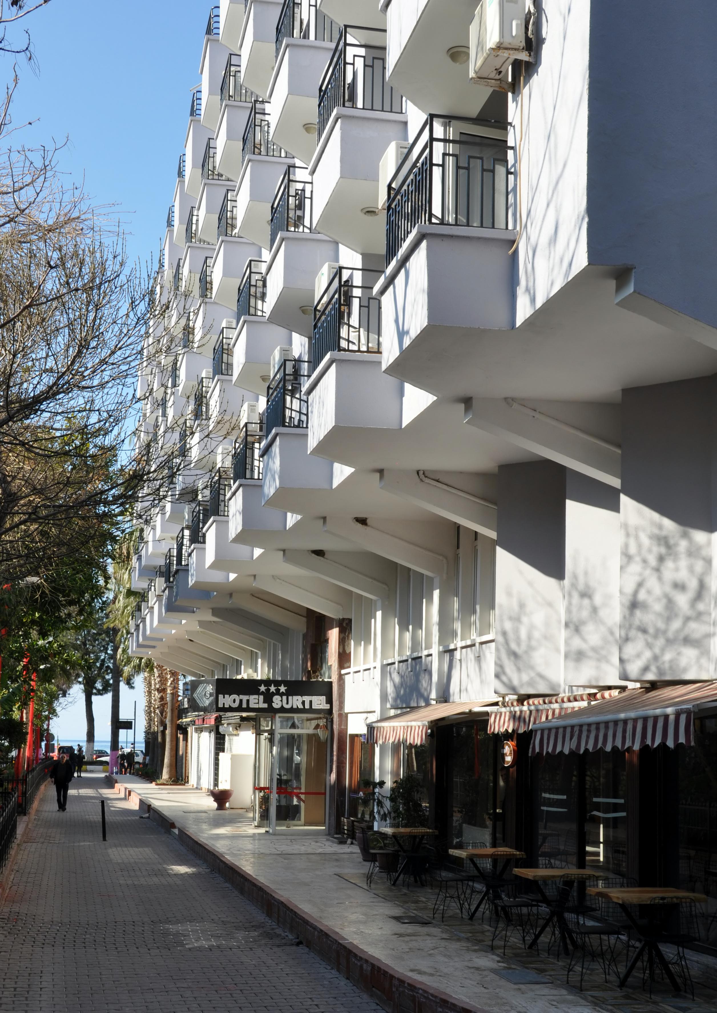 Surtel Hotel Kusadası Esterno foto