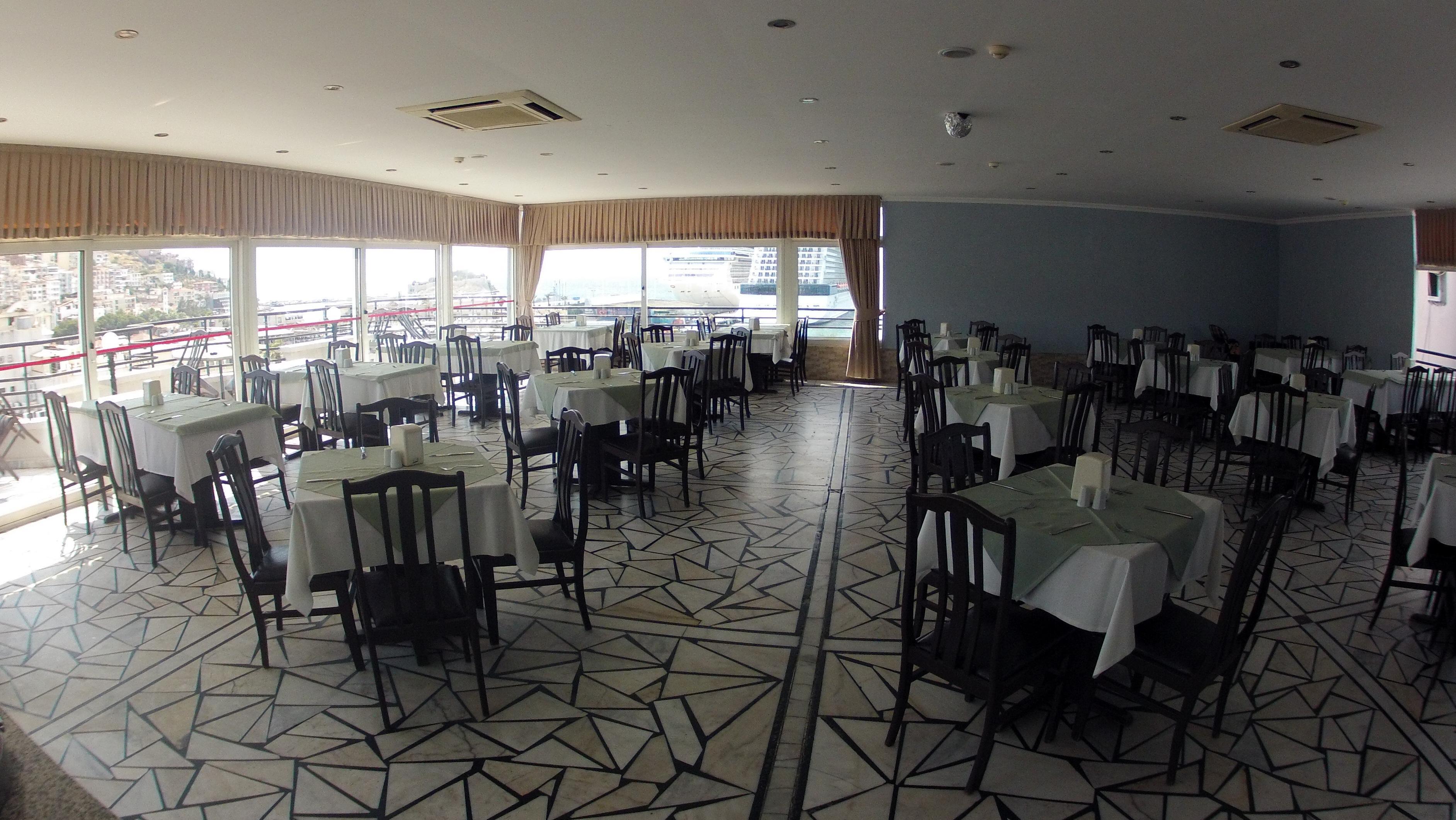 Surtel Hotel Kusadası Esterno foto