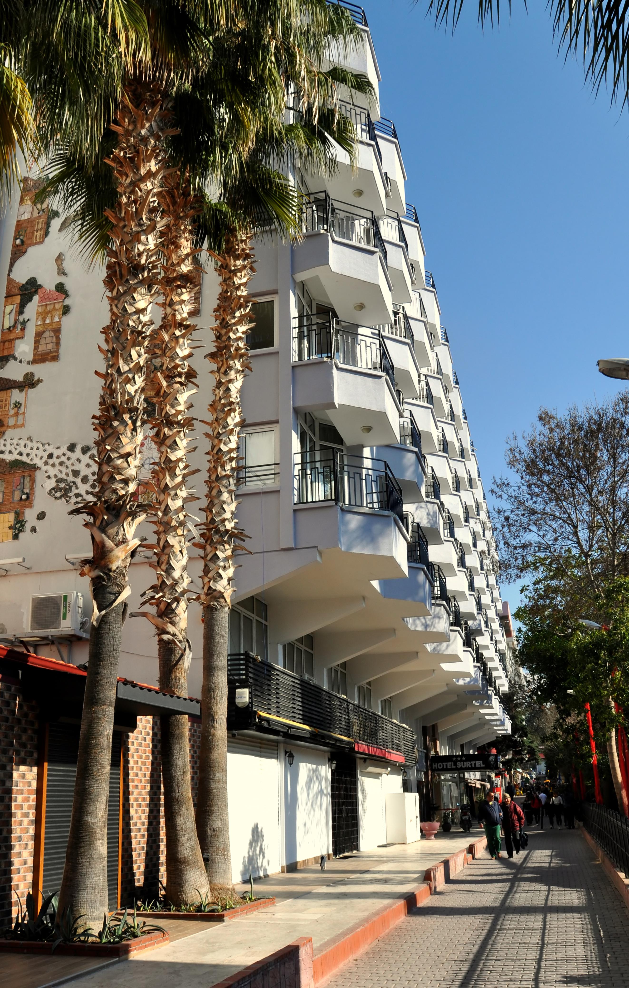 Surtel Hotel Kusadası Esterno foto