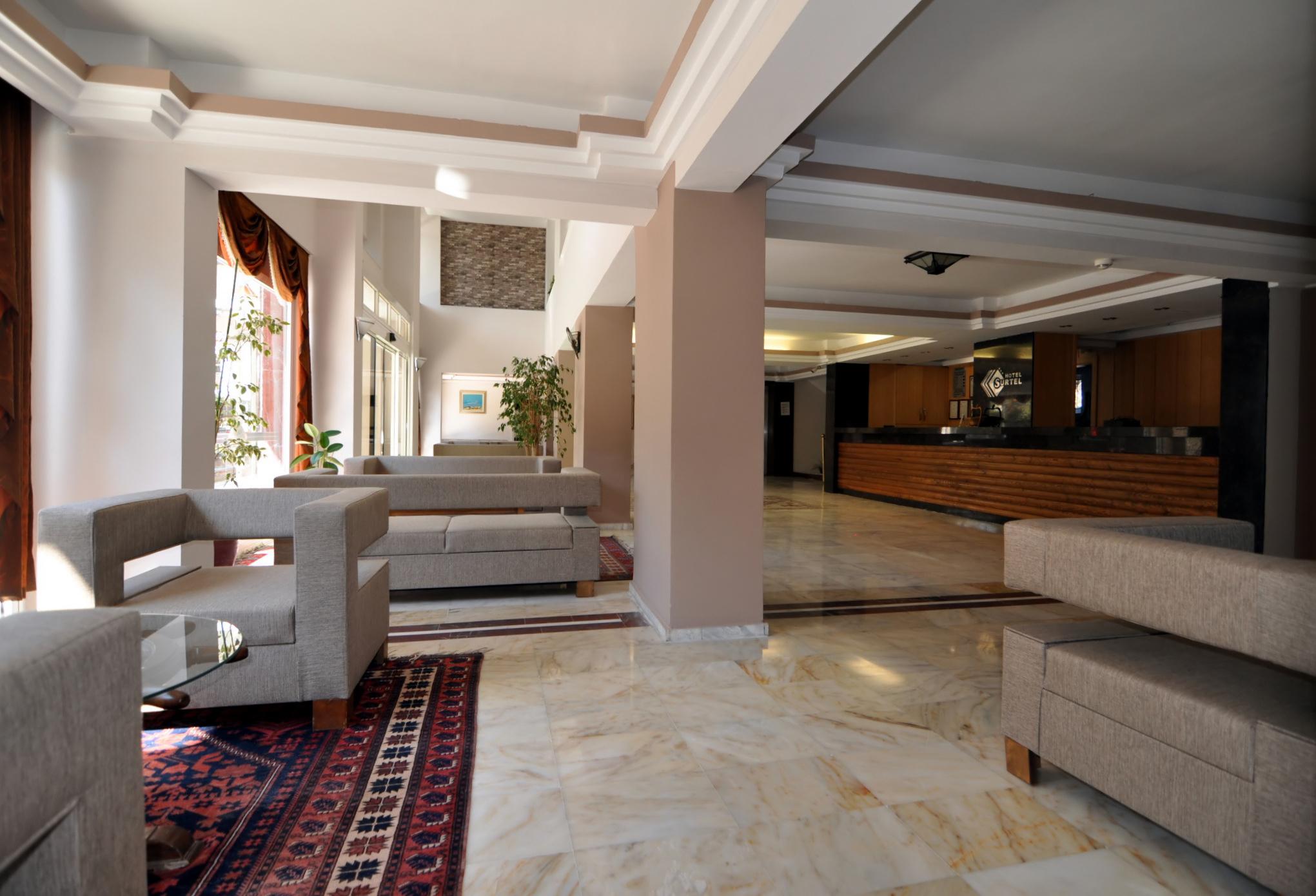 Surtel Hotel Kusadası Esterno foto