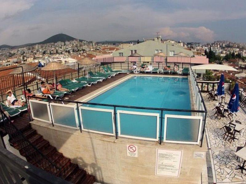 Surtel Hotel Kusadası Esterno foto