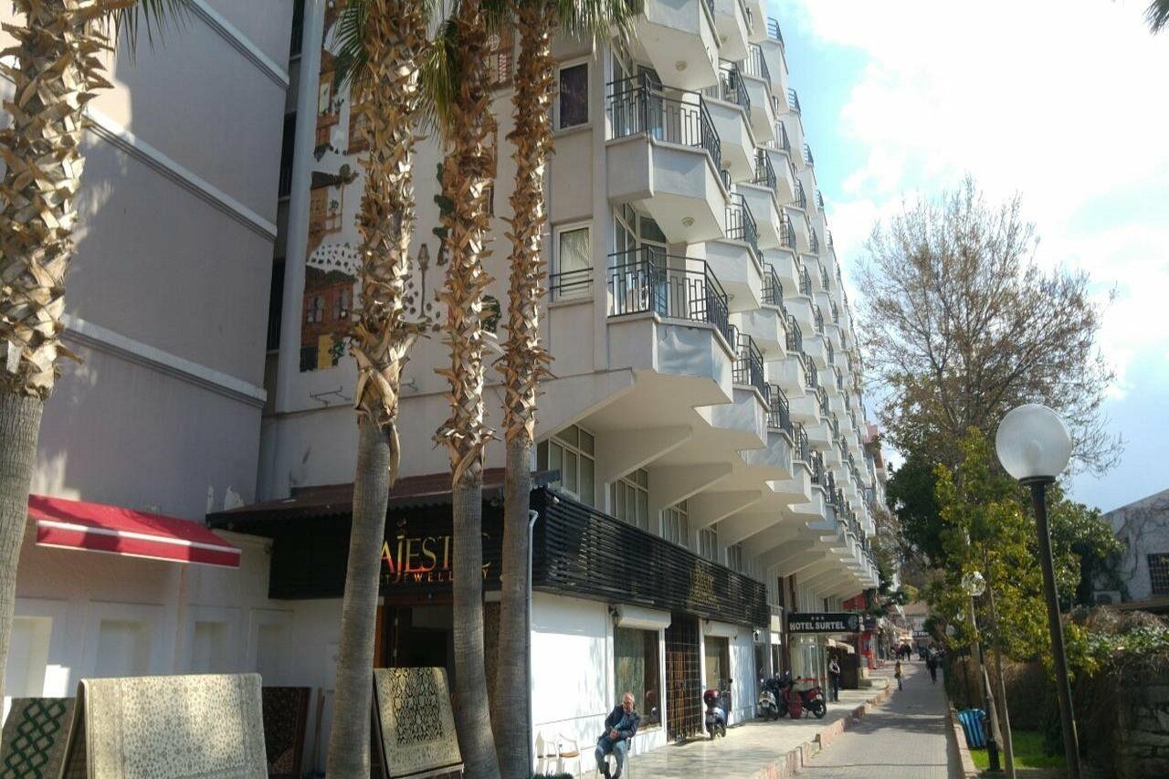 Surtel Hotel Kusadası Esterno foto