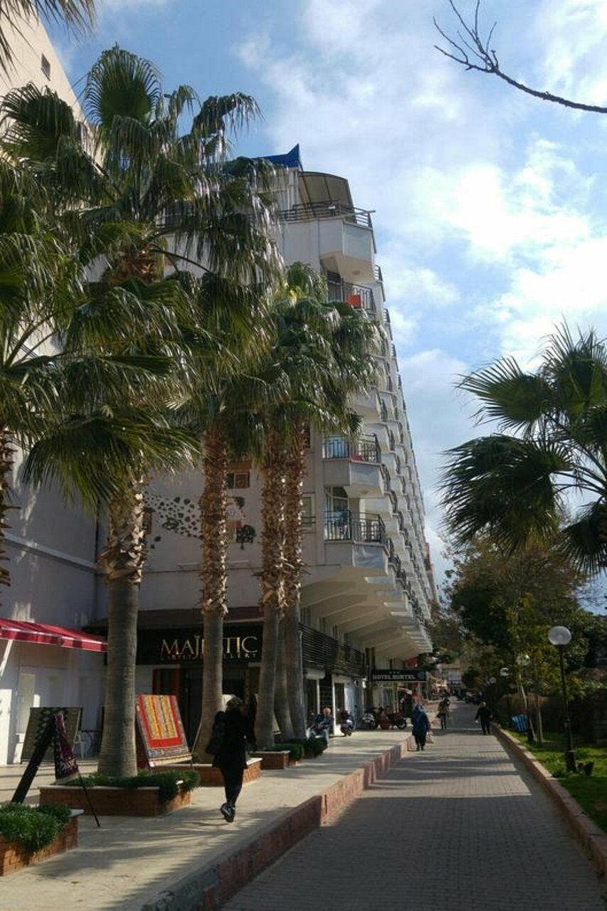 Surtel Hotel Kusadası Esterno foto
